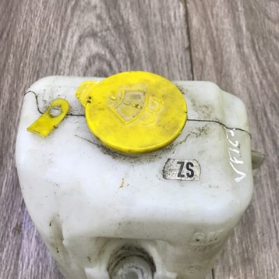 Бачок омывателя Opel Corsa C - изображение 2