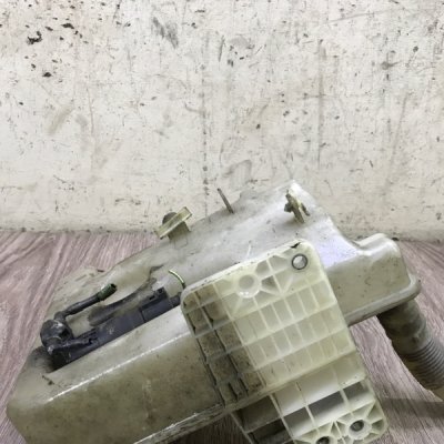 Бачок омывателя Audi A3 2006 хетчбэк-3х дв. - изображение 6