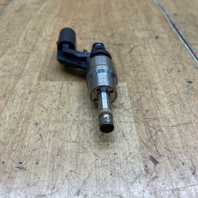 Топливная форсунка Volkswagen Golf 5 2005 BLF - изображение 5