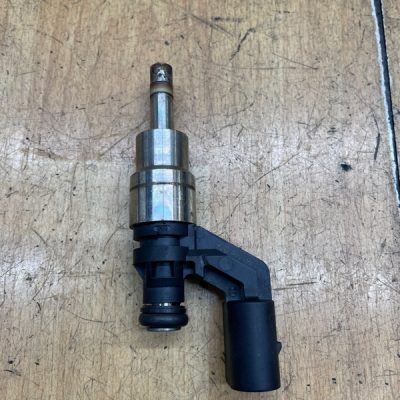 Топливная форсунка Volkswagen Golf 5 2005 BLF - изображение 4
