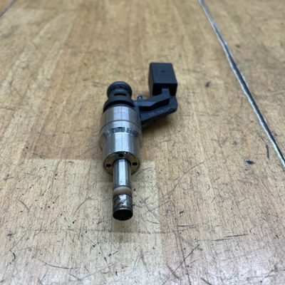 Топливная форсунка Volkswagen Golf 5 2005 BLF - изображение 6