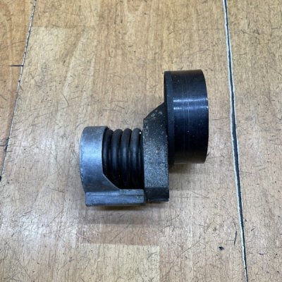 Натяжной ролик приводного ремня Volkswagen Golf 5 2005 BLF - изображение 3