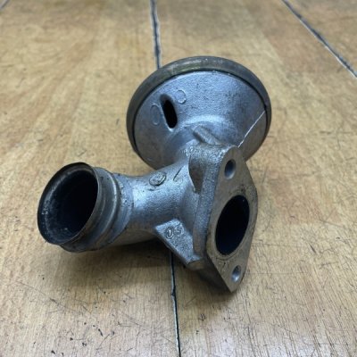Клапан EGR (ЕГР) Citroen C3 2004 8HY(DV4TED4) - изображение 5