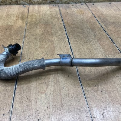 Трубка клапана EGR (ЕГР) Citroen C3 2004 8HY(DV4TED4) - изображение 4