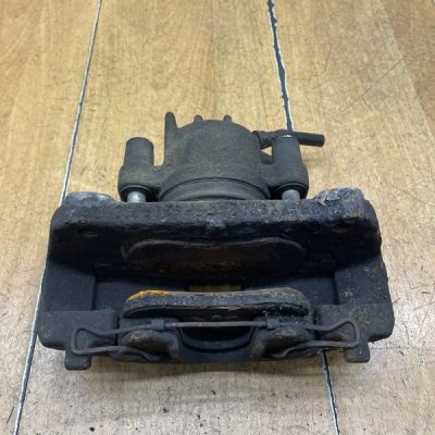 Тормозной суппорт Volvo V70 2004 D5244T, Перед., Прав. - изображение 5