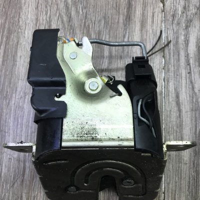 Замок крышки багажника Mitsubishi Colt 2006 хетчбэк-3х дв. Задн. - изображение 6