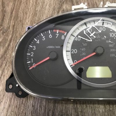 Панель приборов Mazda 5 2006 LFVE минивэн - изображение 2