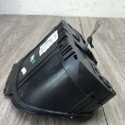 Панель приборов BMW 1 series 2007 хетчбэк-5ти дв. N43B16O0 - изображение 9