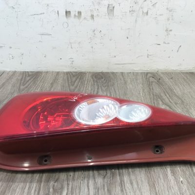 Фонарь Mazda 5 2006 минивэн, Задн., Лев. - изображение 5