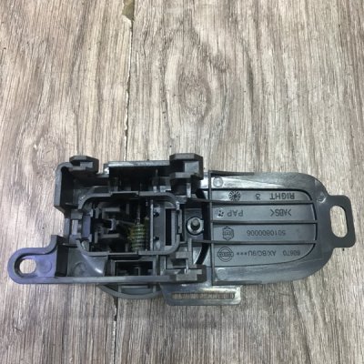 Ручка двери внутренняя Nissan micra 2005 хетчбэк 5-ти дв. Перед. Прав. - изображение 2