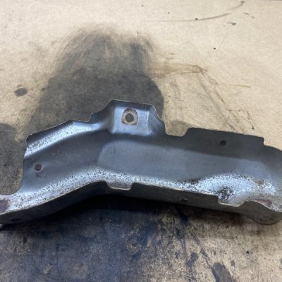 Кожух выпускного коллектора Saab 9-5 2003 D308L - изображение 3