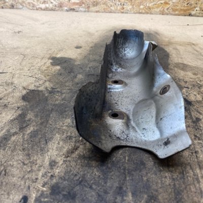 Кожух выпускного коллектора Saab 9-5 2003 D308L - изображение 2