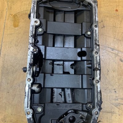 Масляный поддон ДВС Opel Insignia 2009 A20DTH - изображение 2