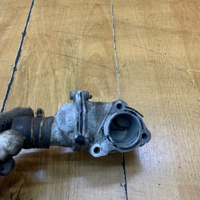 Клапан системы рециркуляции Nissan micra 2003 CG10DE - изображение 4