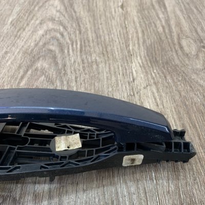 Ручка двери внешняя Opel Astra J 2010 хетчбэк 5-ти дв. Задн. Прав. - изображение 6