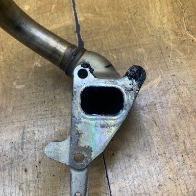 Патрубок Honda Civic 2006 N22A2 - изображение 4