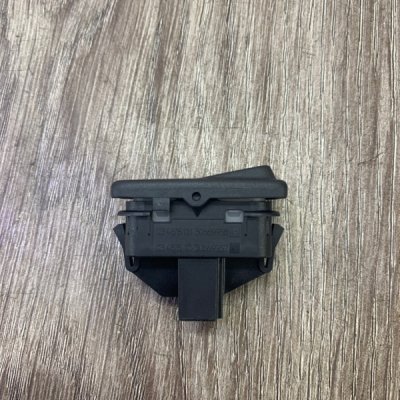 Кнопка центрального замка Volvo V50 2004 Универсал Перед. - изображение 4