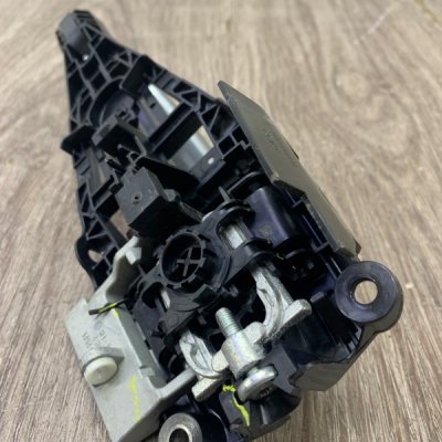 Ручка двери внешняя Opel Astra J 2010 хетчбэк 5-ти дв. Задн. Лев. - изображение 5