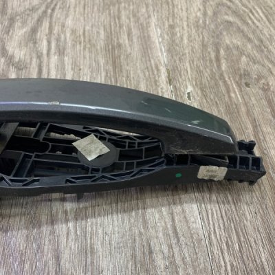 Ручка двери внешняя Opel Astra J 2010 хетчбэк 5-ти дв. Задн. Прав. - изображение 6