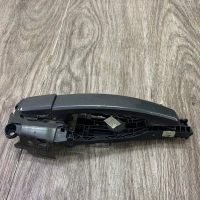 Ручка двери внешняя Opel Astra J 2010 хетчбэк 5-ти дв. Задн. Прав. - изображение 7