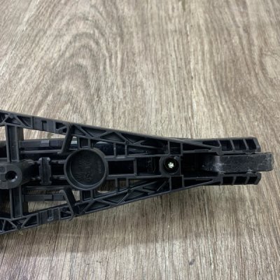 Ручка двери внешняя Opel Astra J 2011 хетчбэк 5-ти дв. Задн. Прав. - изображение 2