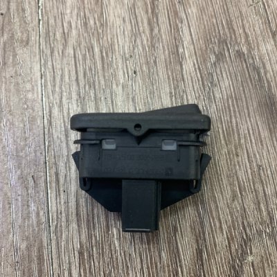 Кнопка центрального замка Volvo V50 2004 Универсал Перед. - изображение 3
