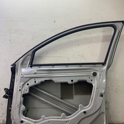 Дверь Volvo V50 2004 Универсал, Перед., Прав. - изображение 10