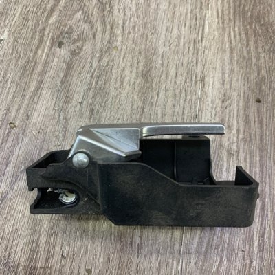 Ручка двери внутренняя Ford Focus 2 2005 хетчбэк 5-ти дв. Задн. Прав. - изображение 5