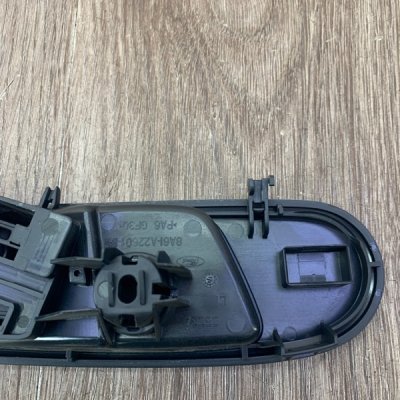 Ручка двери внутренняя Ford Fiesta 5 2011 хетчбэк 3-х дв. Перед. Лев. - изображение 8