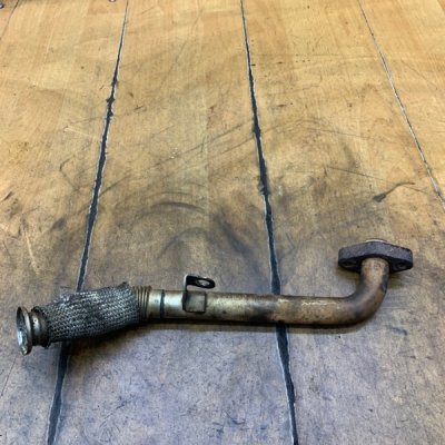 Патрубок EGR Land Rover Freelander 2004 204D3 - изображение 2