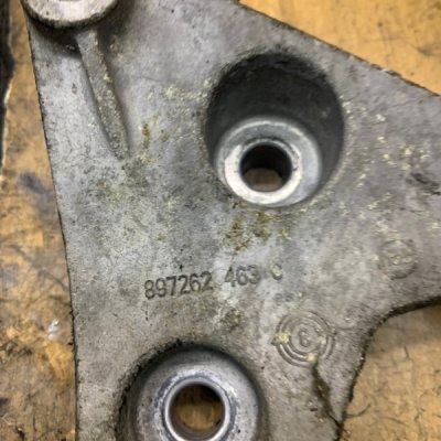 Кронштейн двигателя Opel Astra H 2005 Z17DTH - изображение 4
