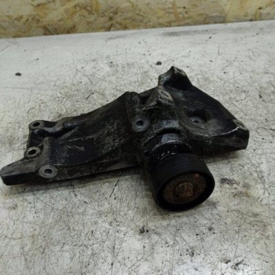 Кронштейн генератора Audi A2 2002 BAD - изображение 3