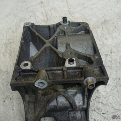 Кронштейн кондиционера Ford Focus 2 2008 SHDA - изображение 6