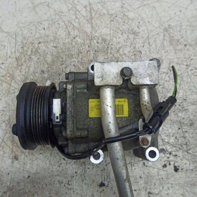 Компрессор кондиционера Ford Fiesta 5 2006 FUJB - изображение 4