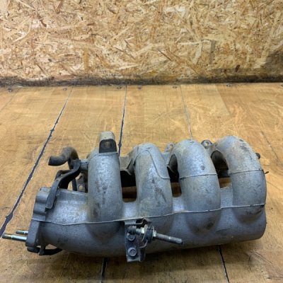 Коллектор впускной Mazda MX5 1997 B6 - изображение 3