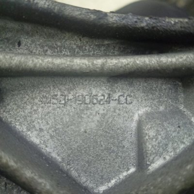 Кронштейн кондиционера Ford Focus 2 2009 SHDA - изображение 2