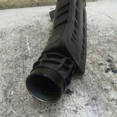 Патрубок интеркулера Mercedes-Benz C-Class 2006 W203 M271.921 - изображение 4