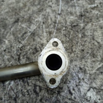 Патрубок EGR Mercedes-Benz C-Class 2006 W203 M271.921 - изображение 3