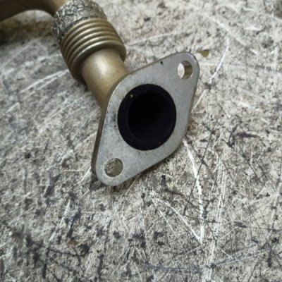 Патрубок EGR Volkswagen Passat B5 2004 AVB - изображение 5