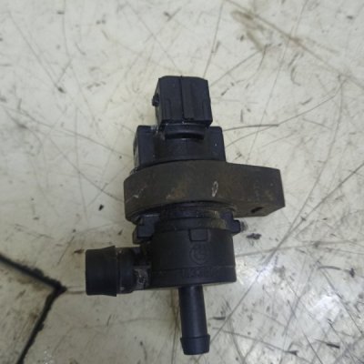 Клапан вакуумный BMW X5 E53 2004 внедорожник M54B30 - изображение 4