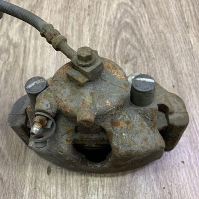 Тормозной суппорт Opel Astra H 2007, Перед., Прав. - изображение 2