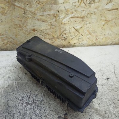 Корпус воздушного фильтра Mercedes-Benz C-Class 2003 W203 OM 646.963 2.2L CDTi - изображение 5