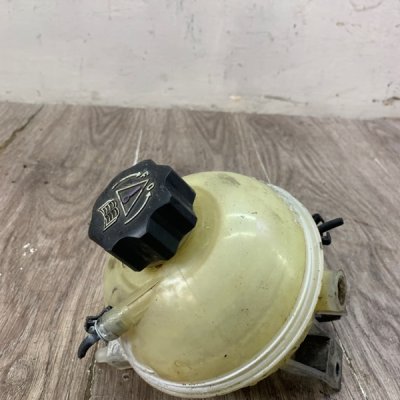 Бачок расширительный Peugeot 206 CC 2006 кабриолет 9HZ(DV6TED4) - изображение 2