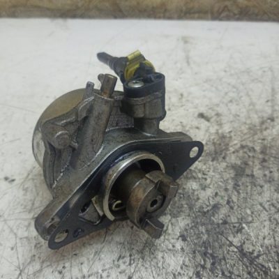 Вакуумный насос Opel Corsa D 2012 A13DTR - изображение 3