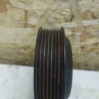 Шкив помпы KIA Sorento 2009 D4CB - изображение 4