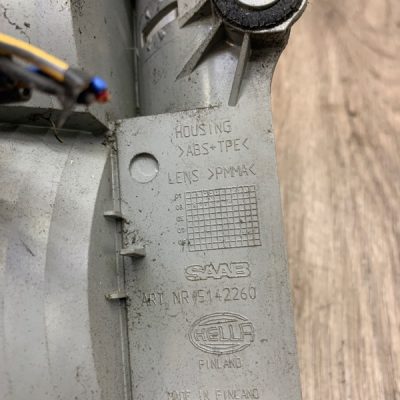 Фонарь Saab 9-5 2004 универсал, Задн., Прав. - изображение 2
