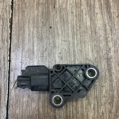 Датчик удара Volvo V50 2004 D4204T Универсал - изображение 4