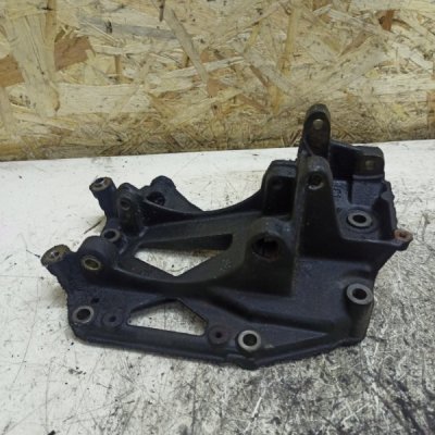 Кронштейн генератора Citroen Xsara Picasso 2001 6FZ(EW7J4) - изображение 5