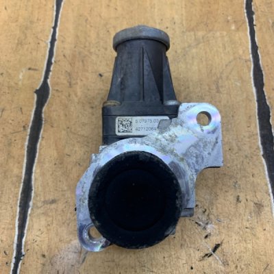 Клапан EGR (ЕГР) Renault Megane 2012 K9K636 - изображение 2
