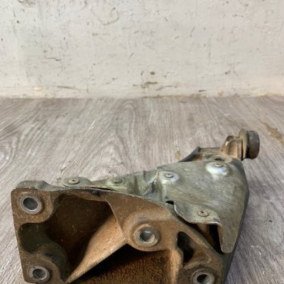 Кронштейн двигателя BMW X5 E53 2008 E70 M57D30TU2 Перед. Прав. - изображение 7